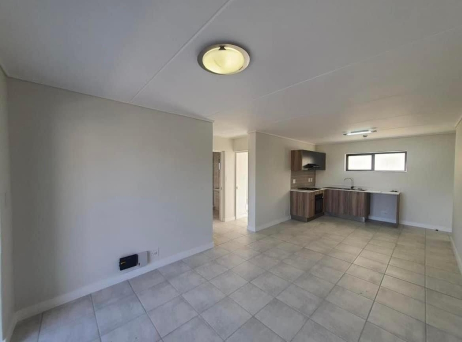 To Let 1 Bedroom Property for Rent in Admirals Park Western Cape